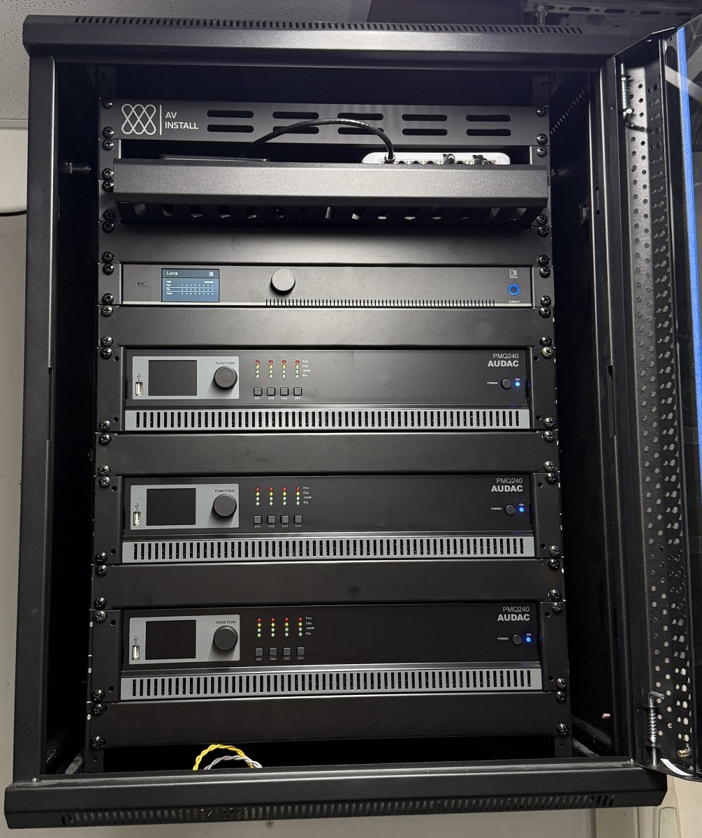 Mondial College – Slim en toekomstbestendig digitaal schoolbelsysteem